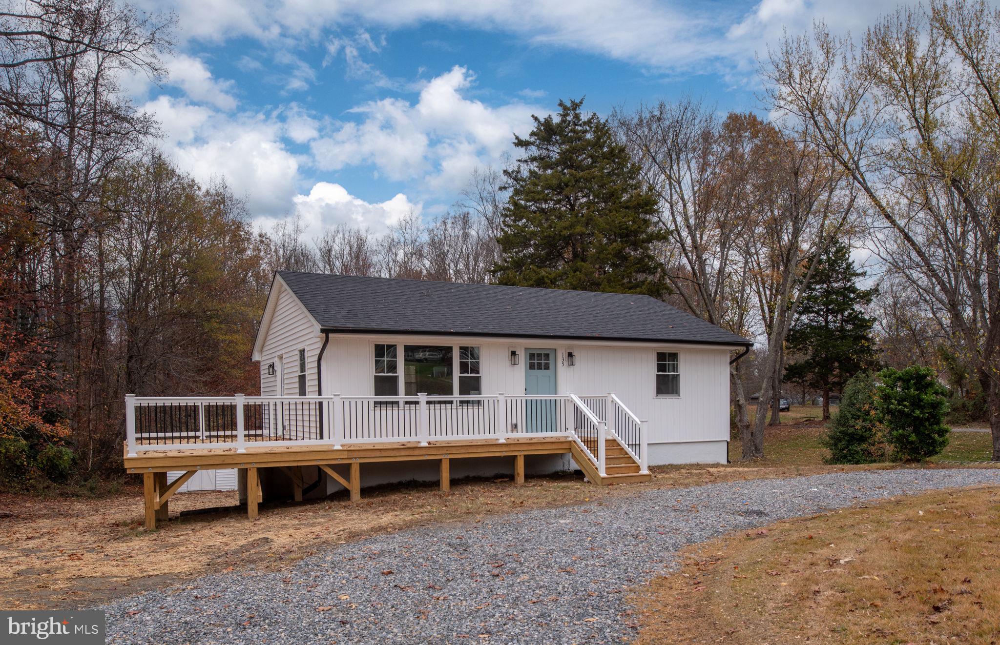 135 Morton Road Fredericksburg, VA 22405 - Photo 5 of 42 Gallery Image 5