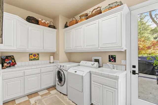 $2,195,000 | 5585 East St Francis Circle, Unit E, Loomis, CA 95650