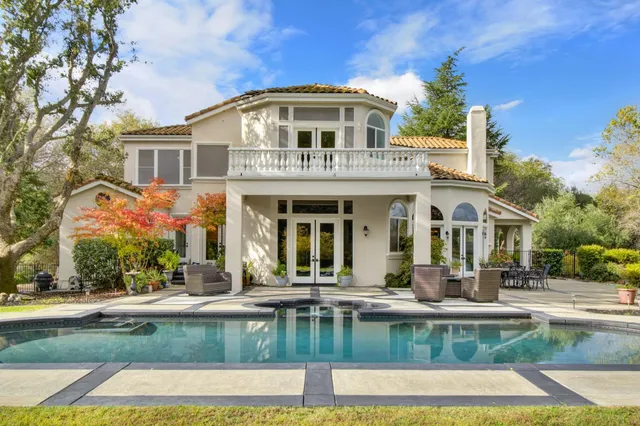 $2,195,000 | 5585 East St Francis Circle, Unit E, Loomis, CA 95650