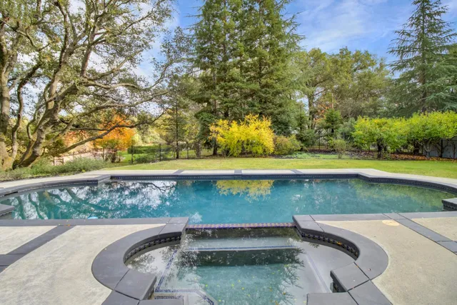 $2,195,000 | 5585 East St Francis Circle, Unit E, Loomis, CA 95650