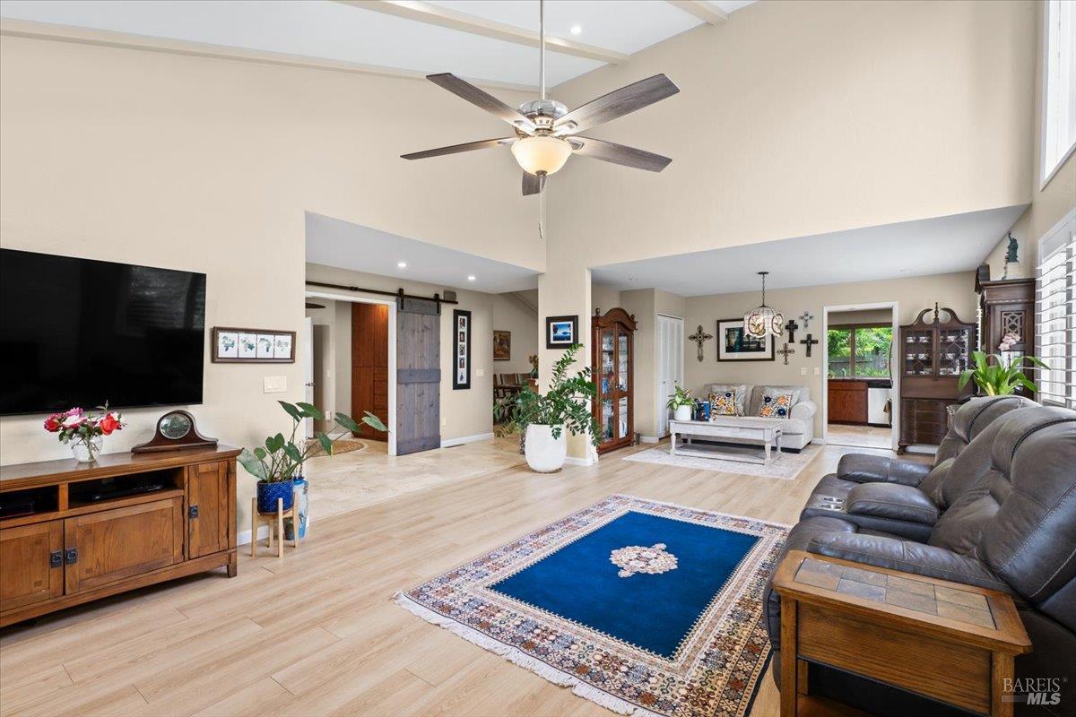 6505 Stonecroft Terrace Santa Rosa, CA 95409 - Photo 9 of 59