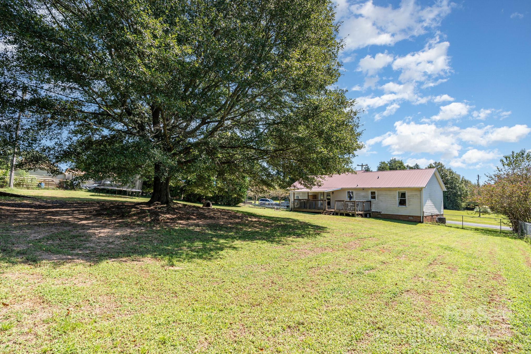 716 McDaniel Road Kings Mountain, NC 28086 - Photo 34 of 35 a view of a house with a yard