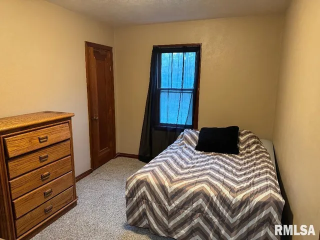 $179,000 | 143 Cherry Lane, Washington, IL 61571