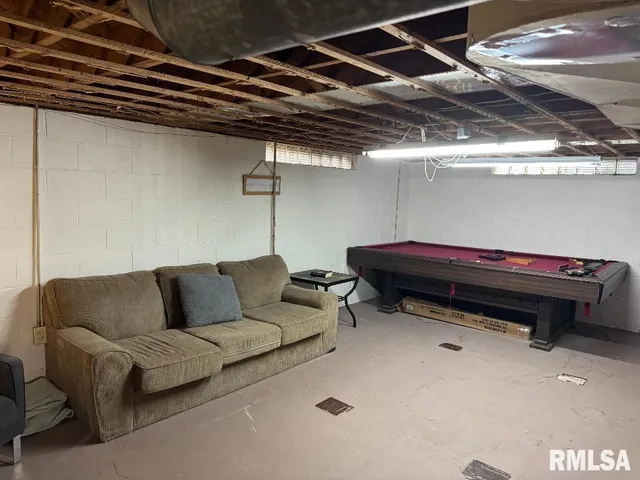 $179,000 | 143 Cherry Lane, Washington, IL 61571