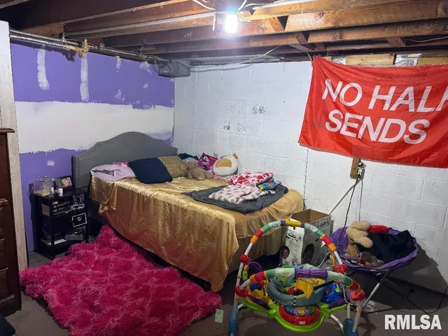 $179,000 | 143 Cherry Lane, Washington, IL 61571