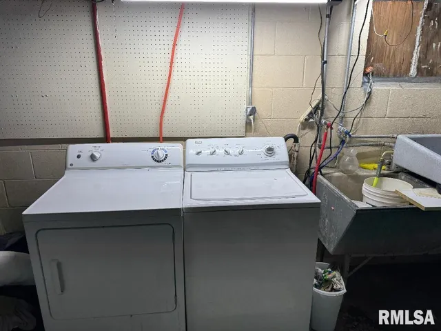 $179,000 | 143 Cherry Lane, Washington, IL 61571