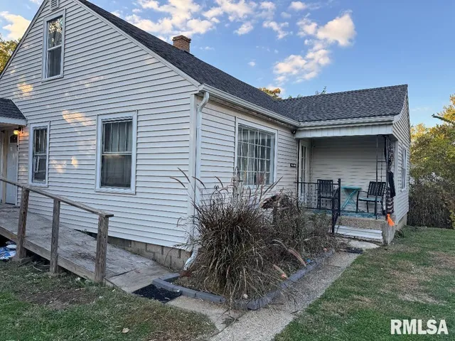 $179,000 | 143 Cherry Lane, Washington, IL 61571