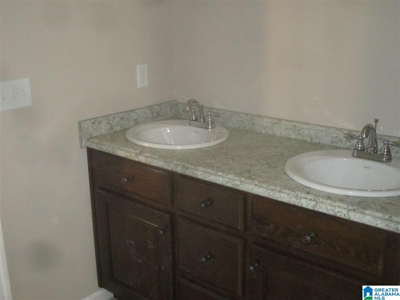 581 Deans Ferry Road Hayden, AL 35079 - Photo 5 of 10