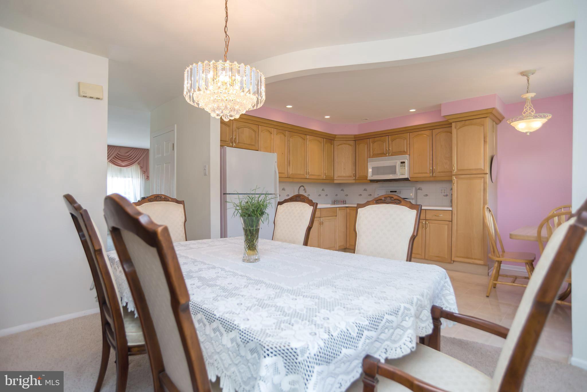 12554 Fedor Road Philadelphia, PA 19154 - Photo 12 of 38 Dining Room