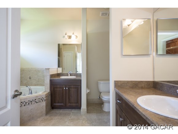 14076 Northwest 10th Road Newberry, FL 32669 - Photo 16 of 22 Master Bath