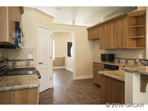 14076 Northwest 10th Road Newberry, FL 32669 - Photo 6 of 22 Gallery Image 6