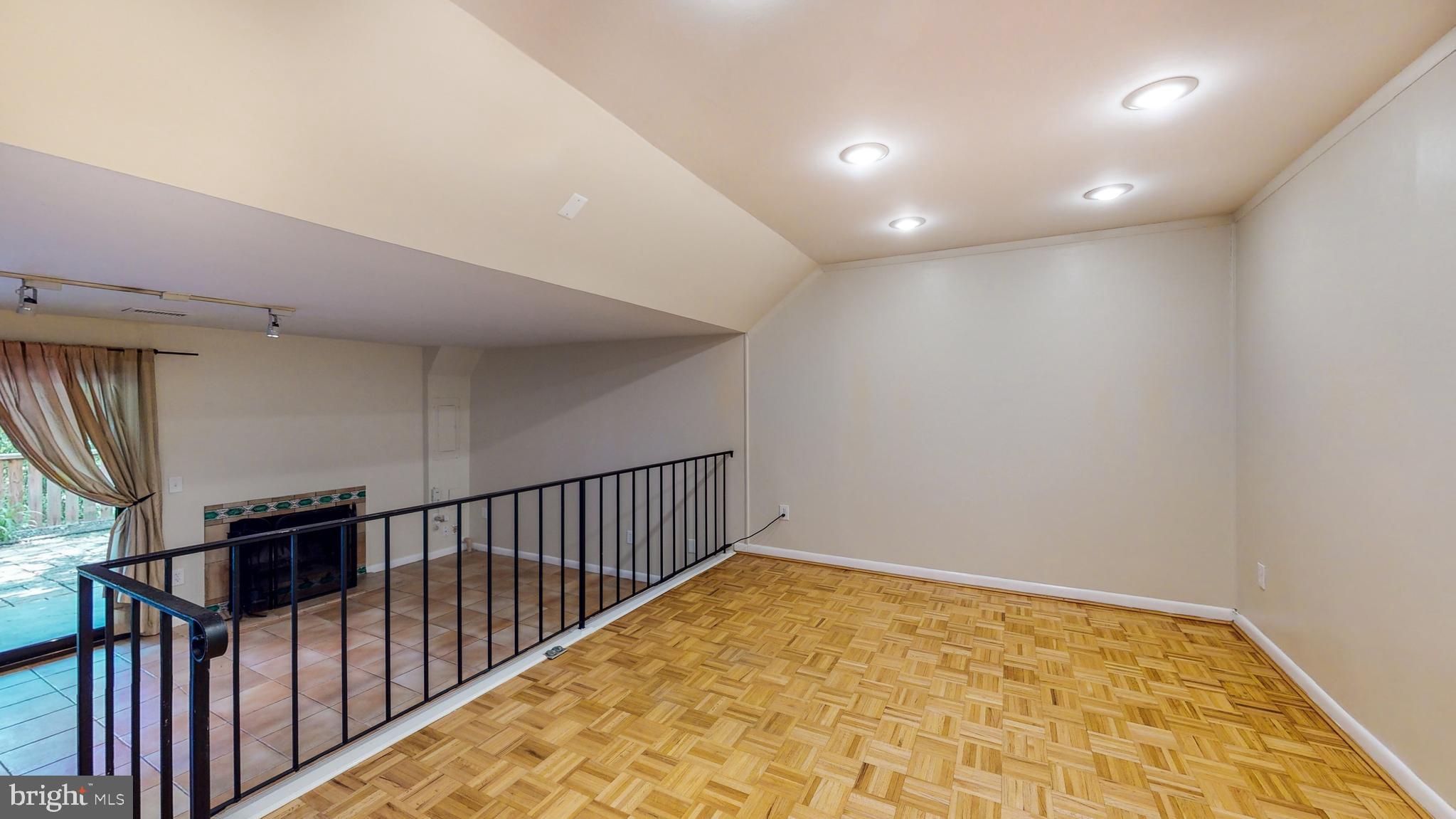 2344 Millennium Lane Reston, VA 20191 - Photo 25 of 34