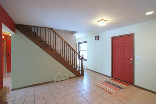 23740 North High Ridge Drive Lake Zurich, IL 60047 - Photo 3 of 17 a view of entryway
