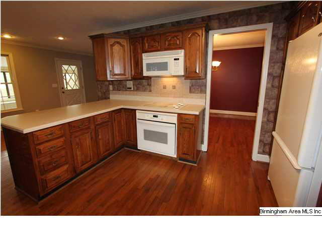 631 Hillyer High Road Anniston, AL 36207 - Photo 16 of 32