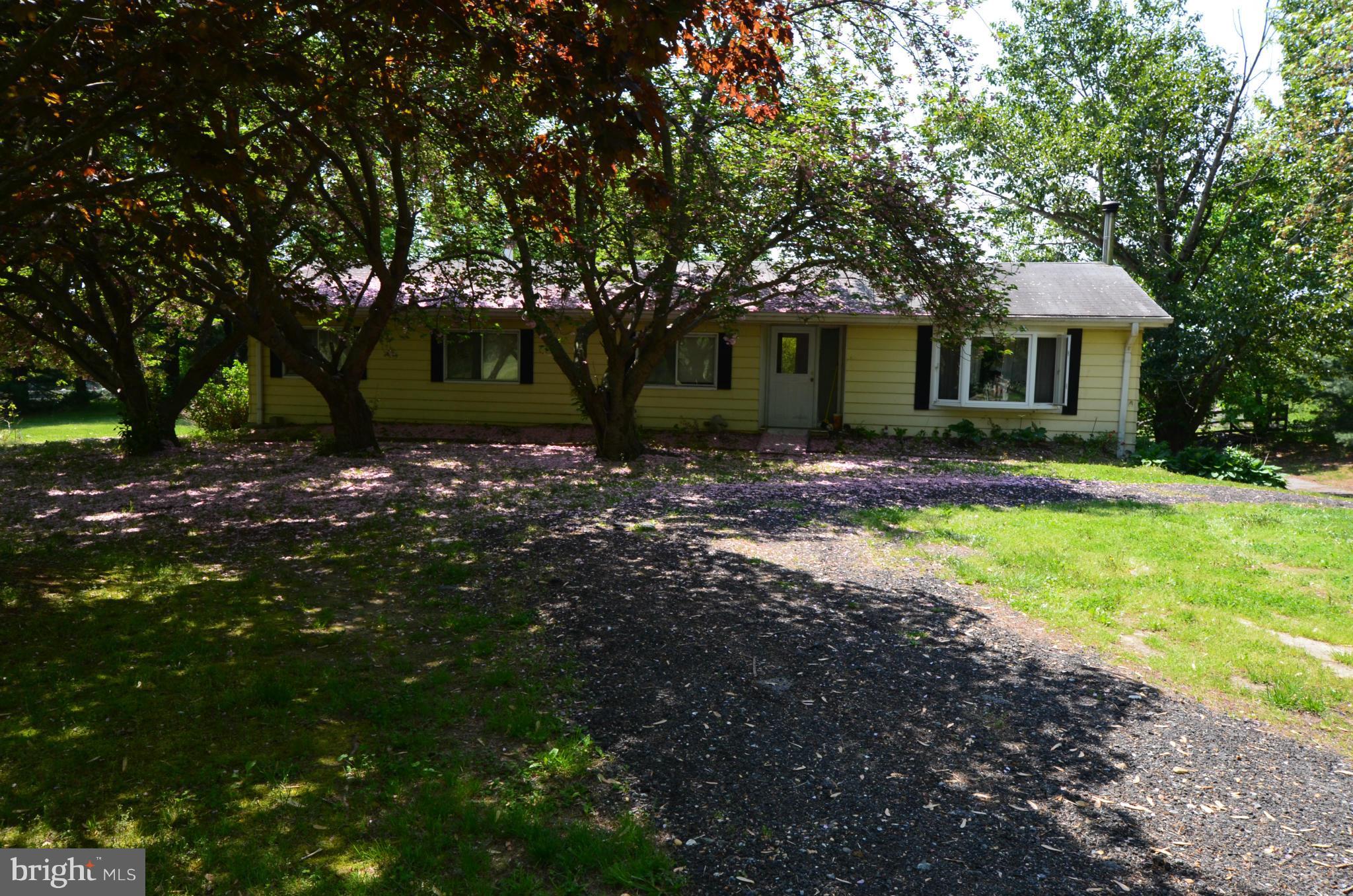 1071 Lower Pindell Road Lothian, MD 20711 - Photo 3 of 26 Exterior (Front)