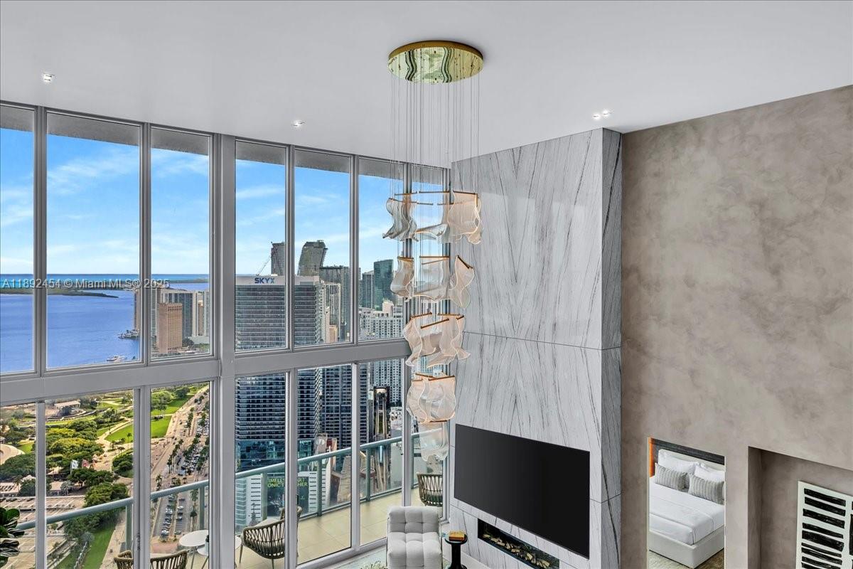 888 Biscayne Boulevard, Unit PH5704 Miami, FL 33132 - Photo 36 of 62