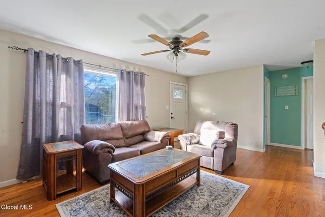 $289,900 | 156 Crow Ridge Road, New Scotland, NY 12186