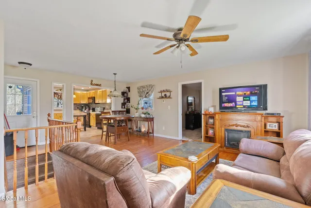 $289,900 | 156 Crow Ridge Road, New Scotland, NY 12186