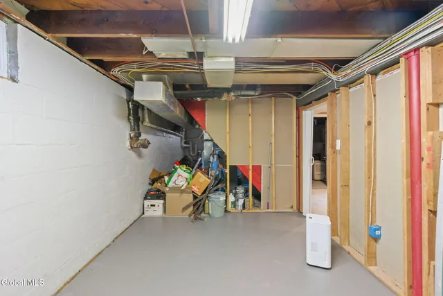 $289,900 | 156 Crow Ridge Road, New Scotland, NY 12186