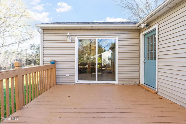 $289,900 | 156 Crow Ridge Road, New Scotland, NY 12186