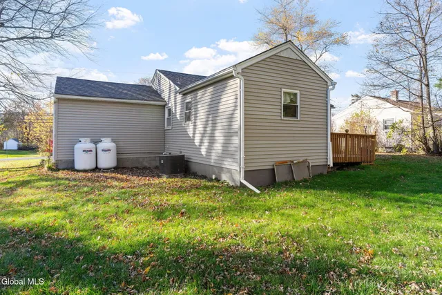 $289,900 | 156 Crow Ridge Road, New Scotland, NY 12186