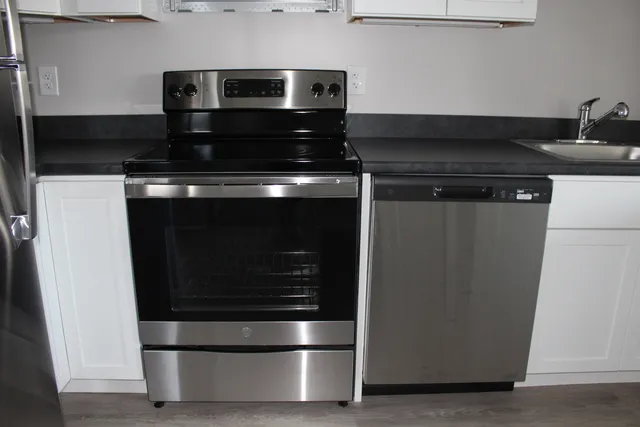 $2,350 | 540 Chestnut Street, Unit 10, Manchester, NH 03101