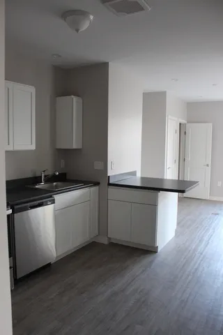 $2,350 | 540 Chestnut Street, Unit 10, Manchester, NH 03101