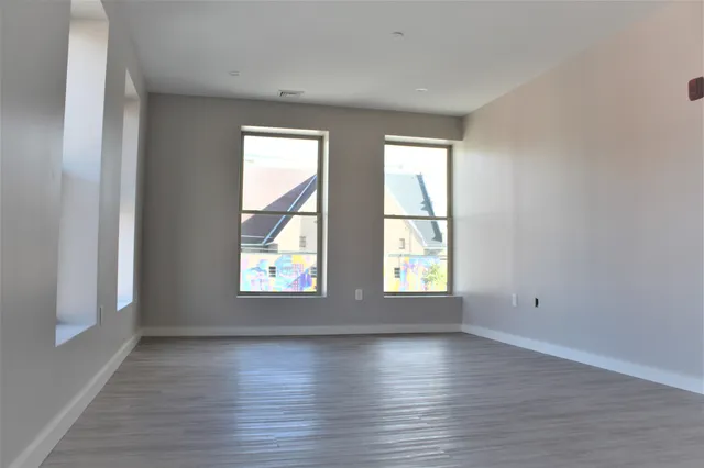 $2,350 | 540 Chestnut Street, Unit 10, Manchester, NH 03101