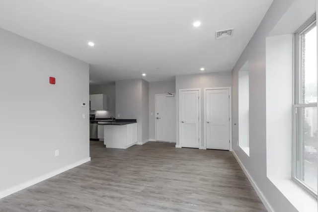 $2,350 | 540 Chestnut Street, Unit 10, Manchester, NH 03101