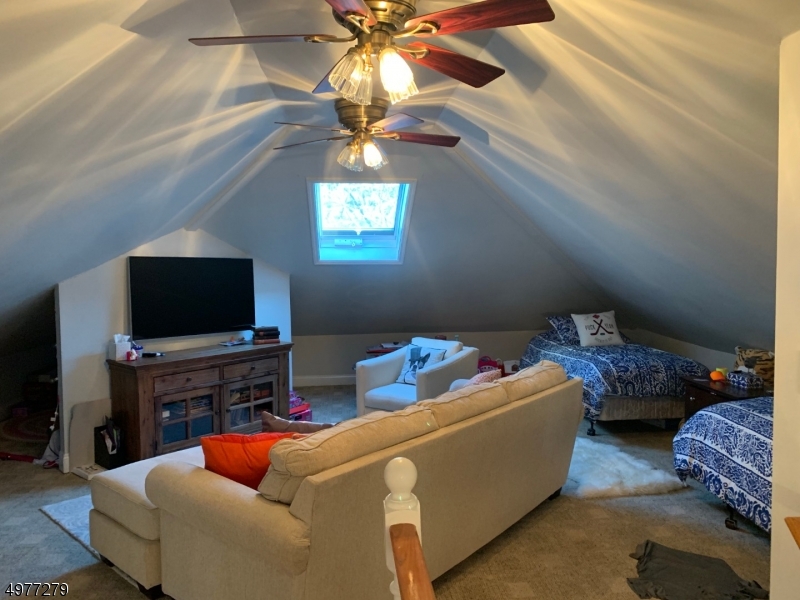 584 Ridgewood Road Maplewood, NJ 07040 - Photo 13 of 21