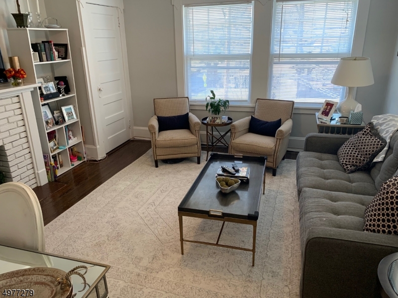 584 Ridgewood Road Maplewood, NJ 07040 - Photo 3 of 21