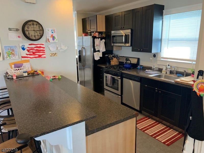 584 Ridgewood Road Maplewood, NJ 07040 - Photo 7 of 21