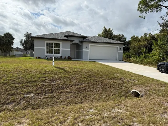 $2,100 | 1035 Cragmont Avenue, North Port, FL 34288