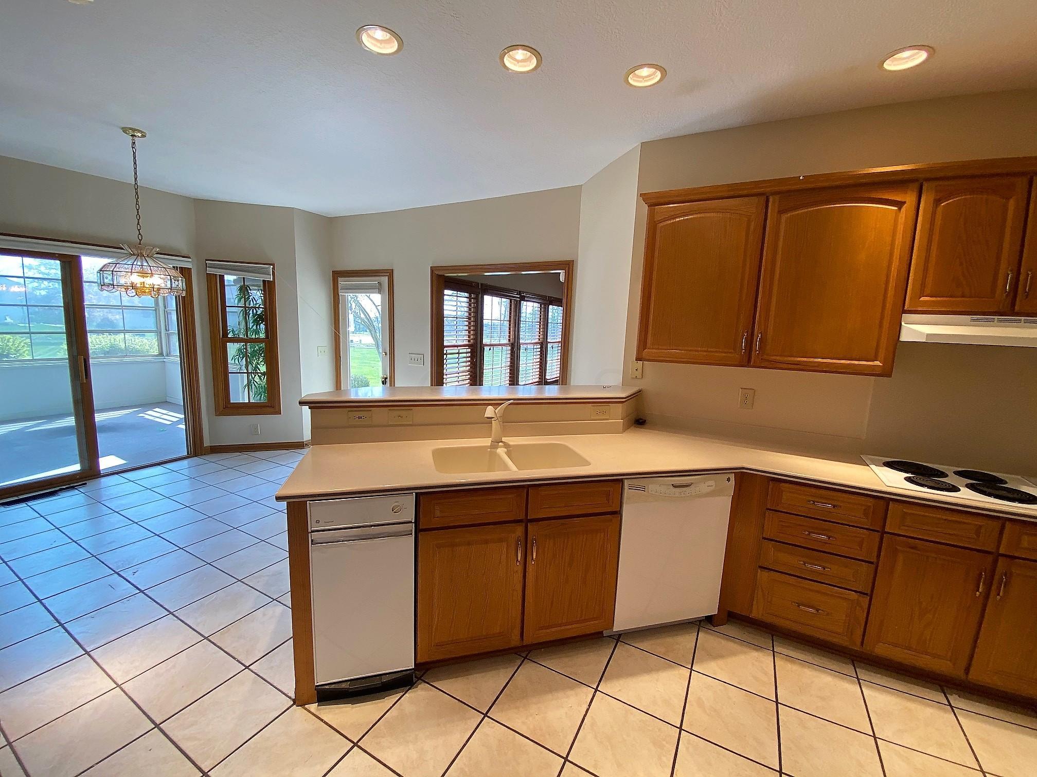 6890 Lewis Center Road Galena, OH 43021 - Photo 14 of 31 Gallery Image 14