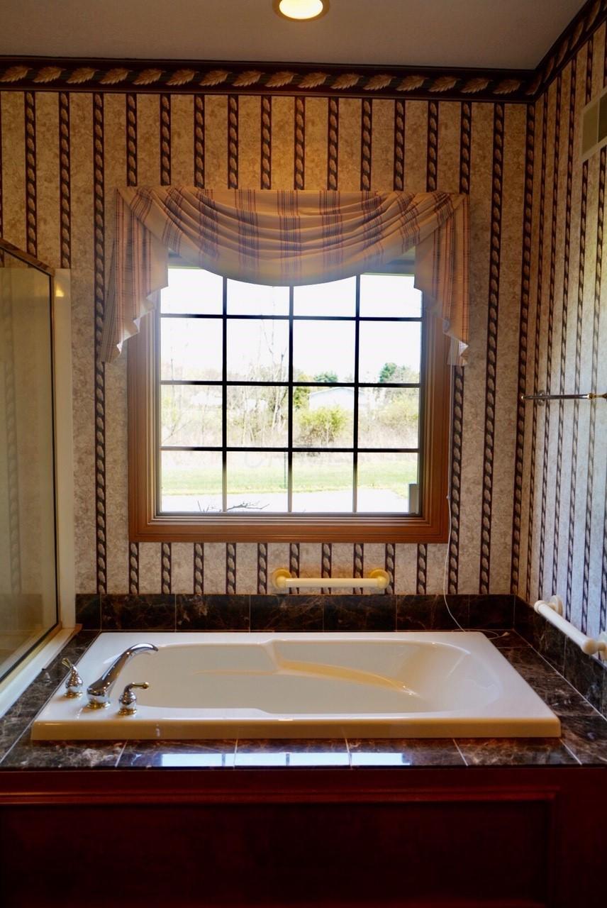 6890 Lewis Center Road Galena, OH 43021 - Photo 18 of 31 Gallery Image 18