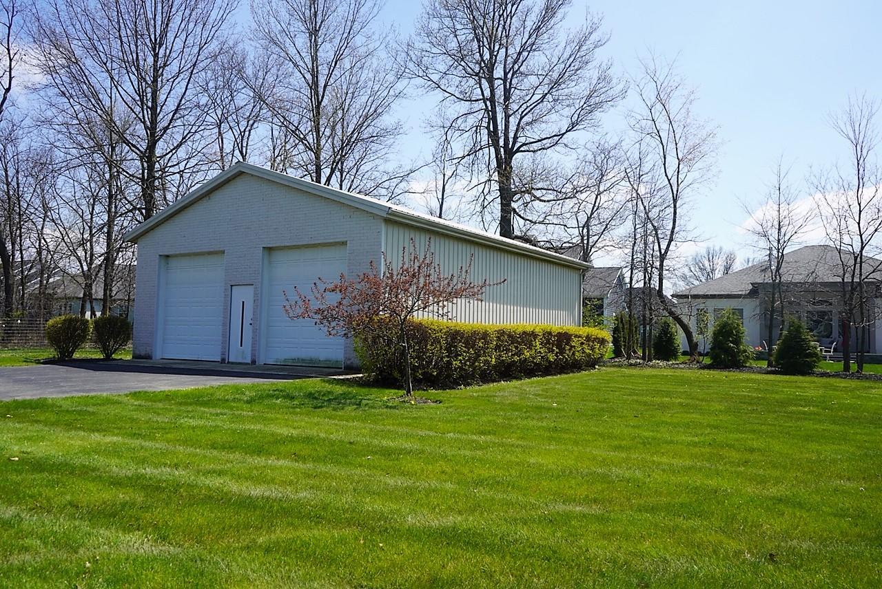 6890 Lewis Center Road Galena, OH 43021 - Photo 5 of 31 Gallery Image 5