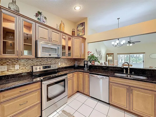 $249,950 | 34837 Double Eagle Court, Zephyrhills, FL 33541