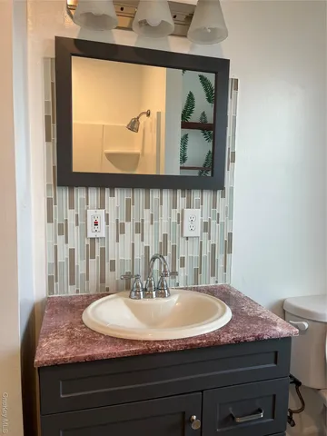 $2,300 | 1 Park Place, Unit 2, Poughkeepsie, NY 12601