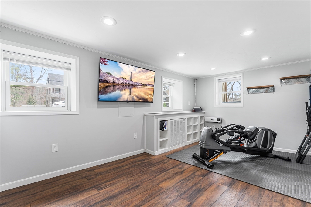 24 Priscilla Road Hopkinton, MA 01748 - Photo 18 of 42