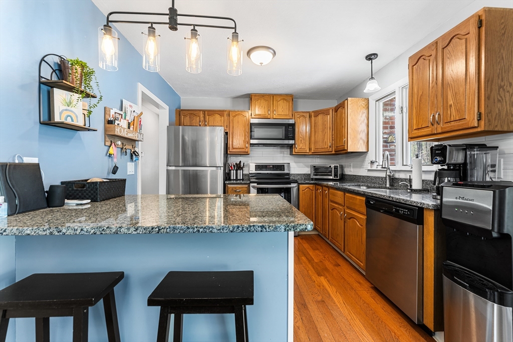 24 Priscilla Road Hopkinton, MA 01748 - Photo 3 of 42