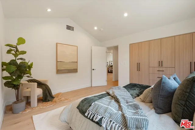 $2,395,000 | 13949 Cumpston Street, Sherman Oaks, CA 91401