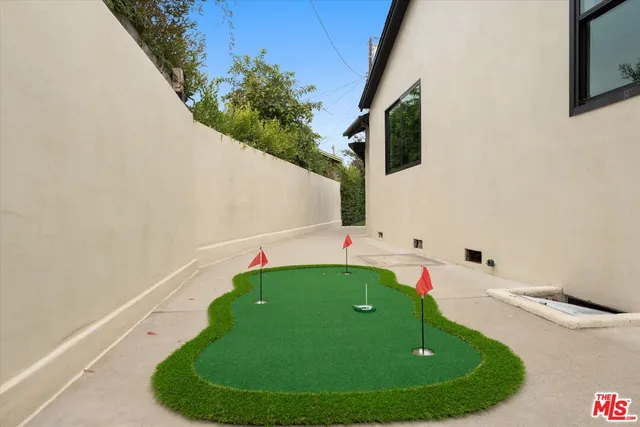 $2,395,000 | 13949 Cumpston Street, Sherman Oaks, CA 91401