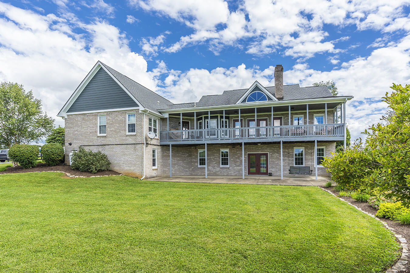 1081 Hifner