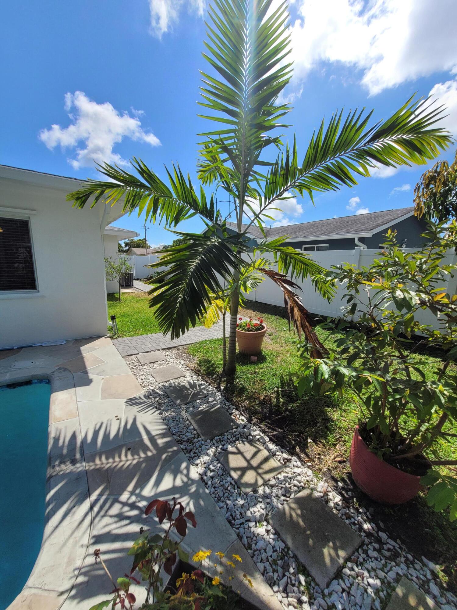 124 Orchard Ridge Lane Boca Raton, FL 33431 - Photo 37 of 41 20230326_114140