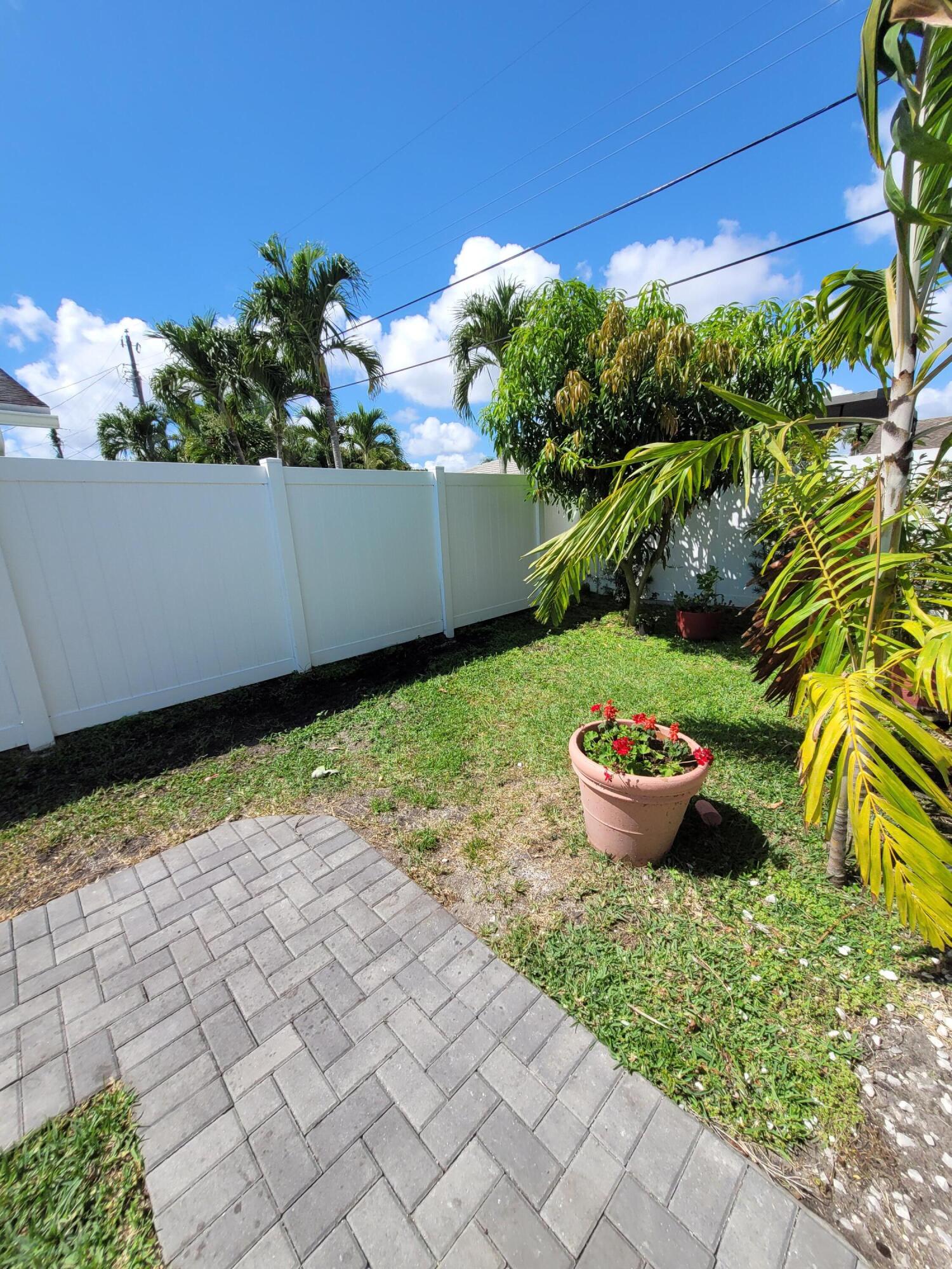 124 Orchard Ridge Lane Boca Raton, FL 33431 - Photo 40 of 41 20230326_114122