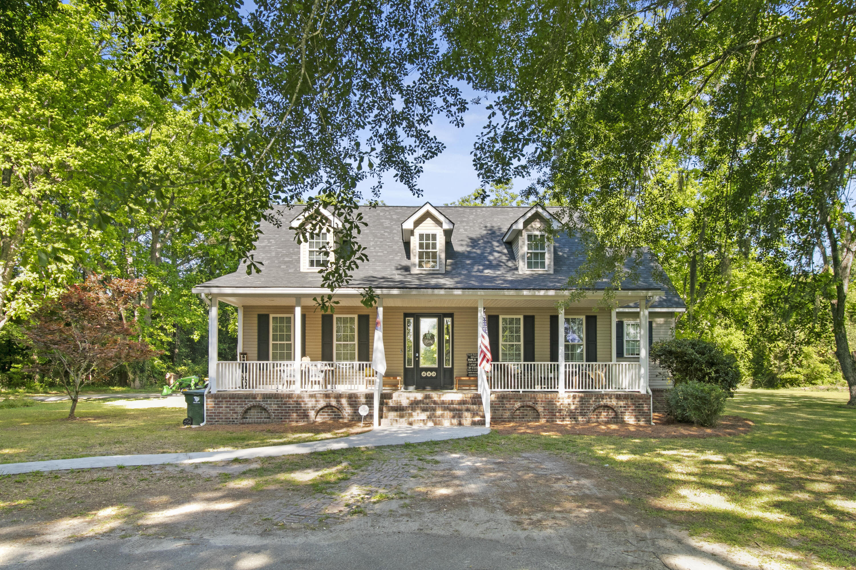 643 Broughton Road Moncks Corner, SC 29461 - Photo 1 of 74 IMG_8413