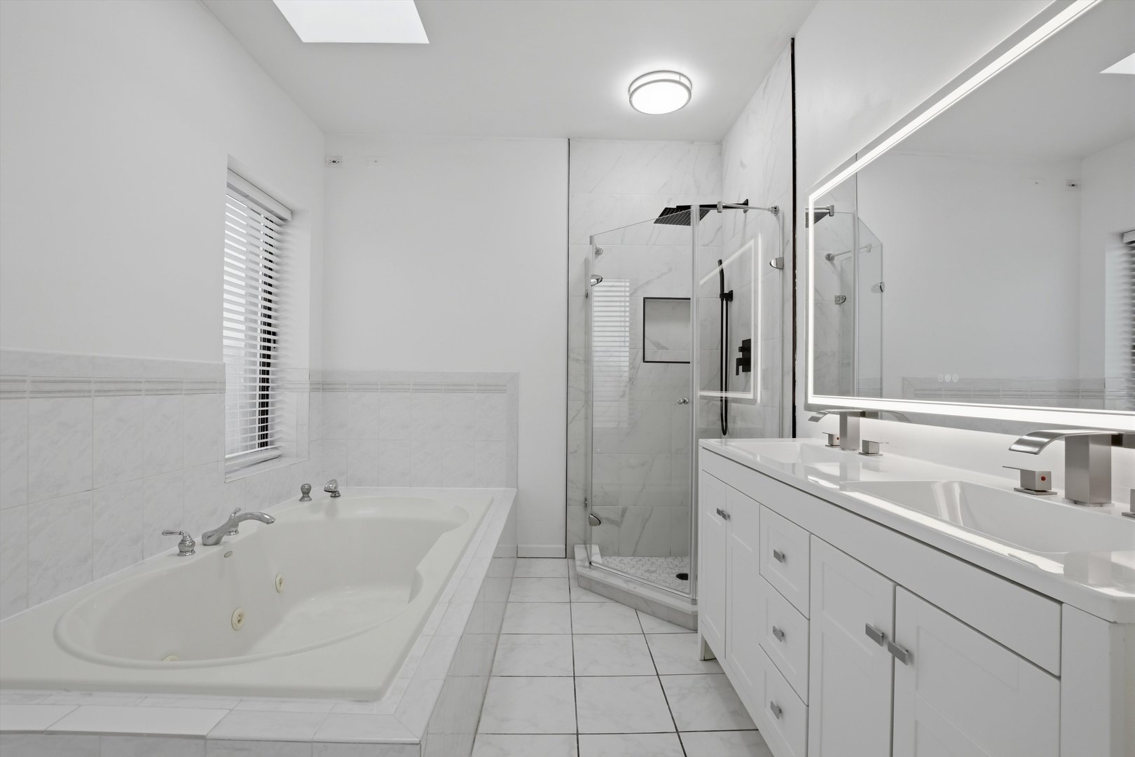 7308 South Ridgeland Avenue, Unit 3N Chicago, IL 60649 - Photo 19 of 21