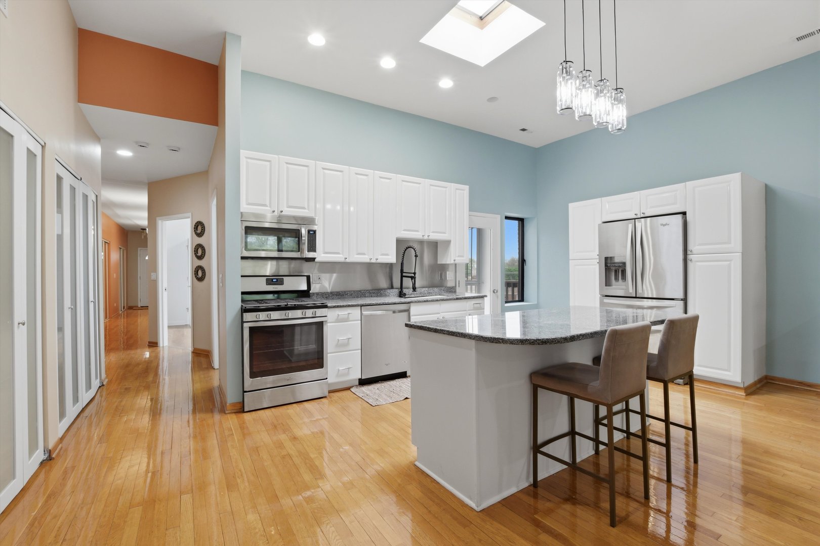 7308 South Ridgeland Avenue, Unit 3N Chicago, IL 60649 - Photo 9 of 21