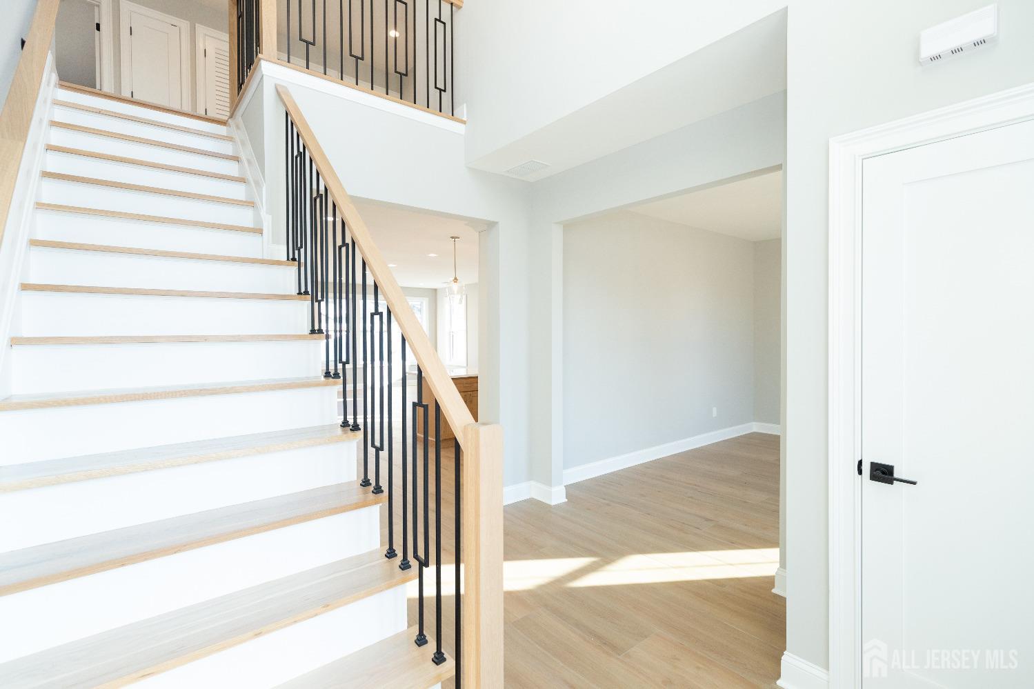 24 Parkerson Road Edison, NJ 08817 - Photo 6 of 56 a view of entryway