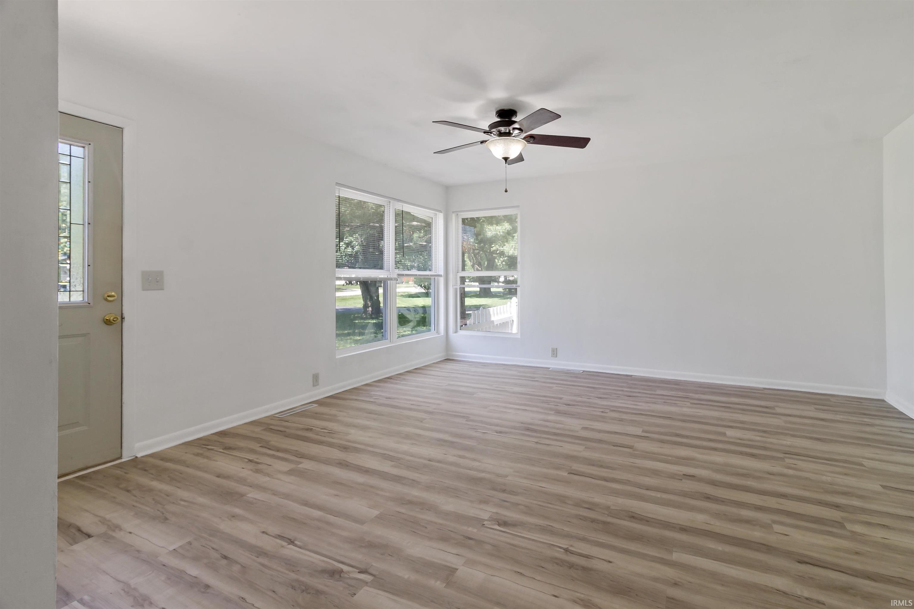 5915 South Delmar Road Marion, IN 46953 - Photo 6 of 29